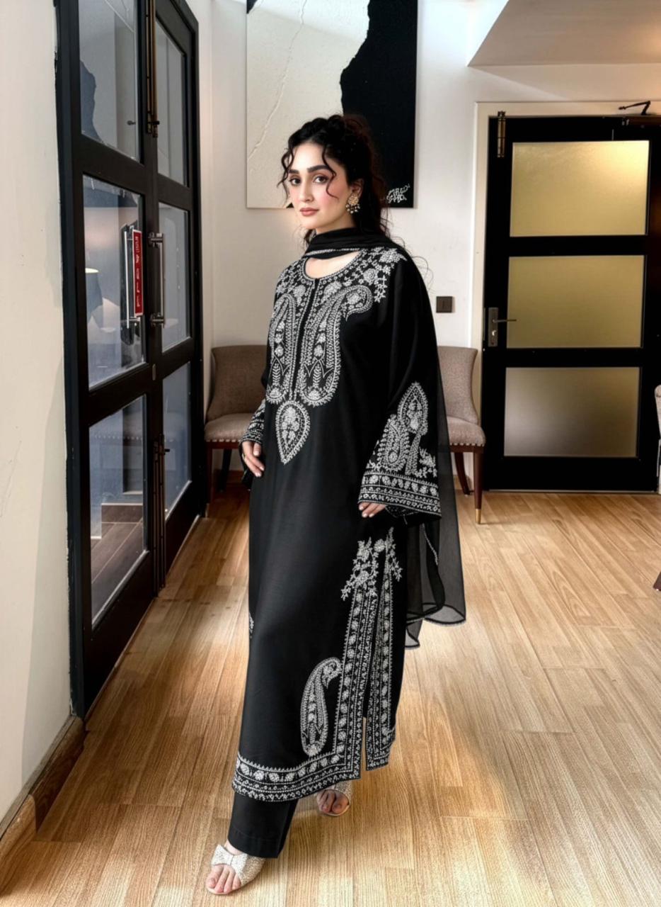 Mirana 1241 | Unstitched Airjet Lawn Suit