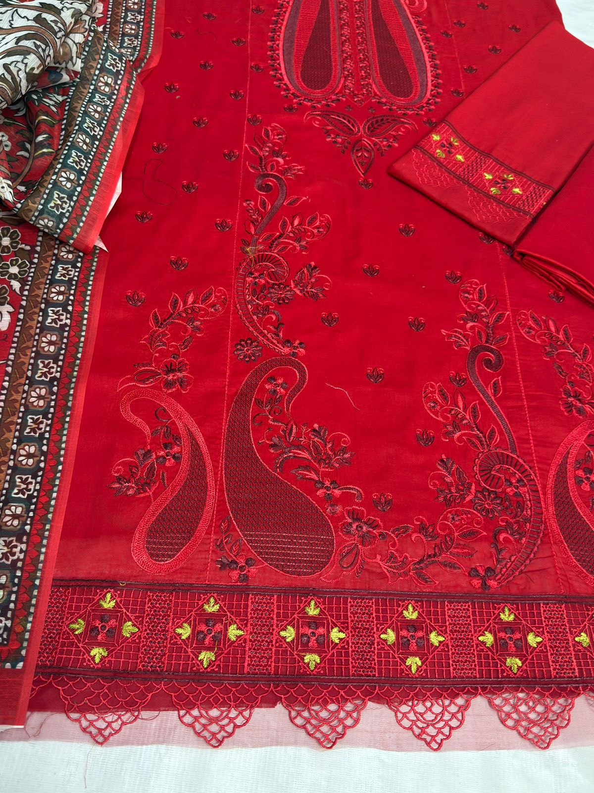 Batik 1226 | Unstitched Airjet Lawn Suit
