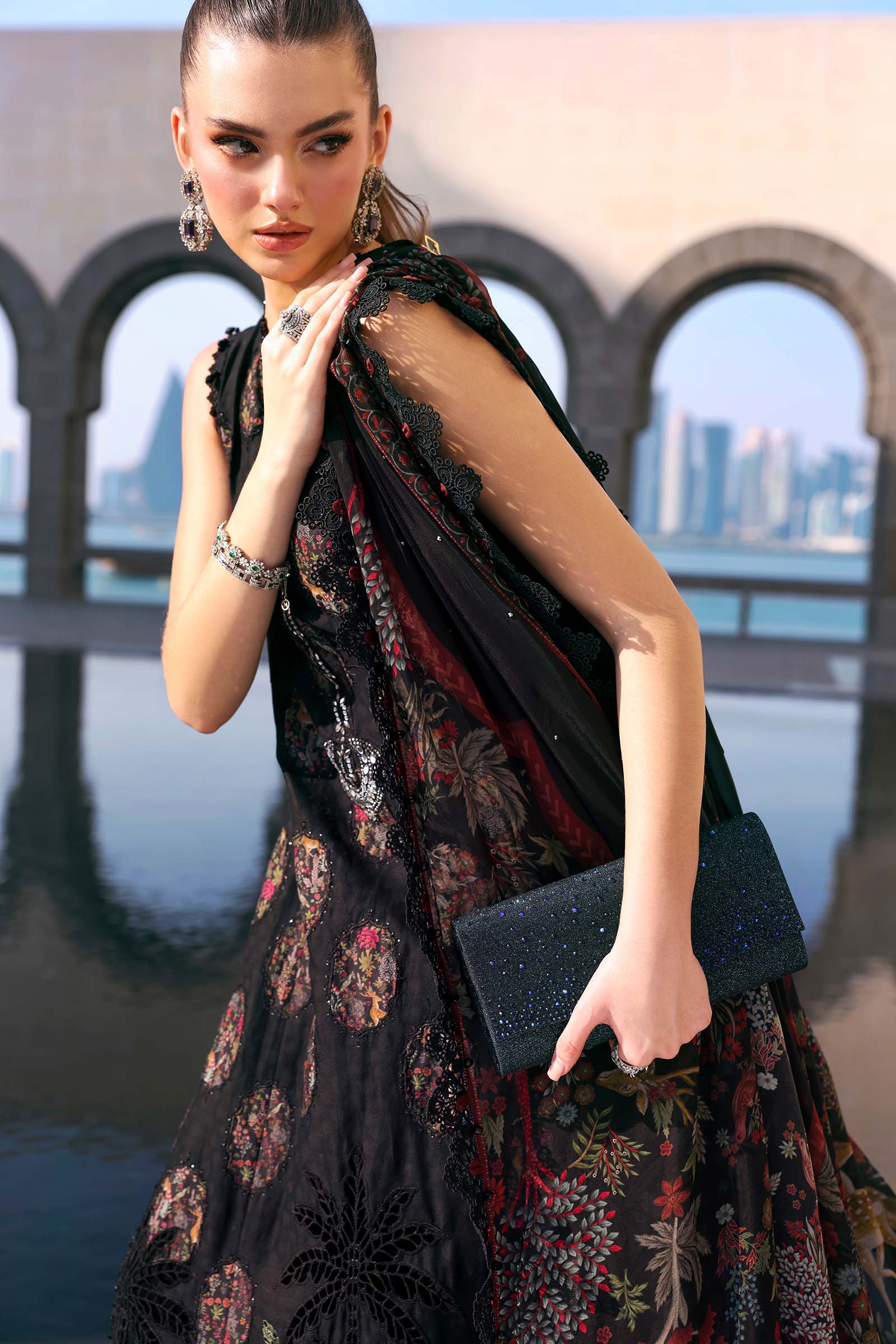 MARIA B Premium Embroidered Lawn – 3 PC Unstitched